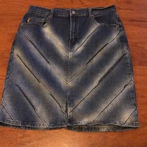 London Blue denim skirt🎈.    Large